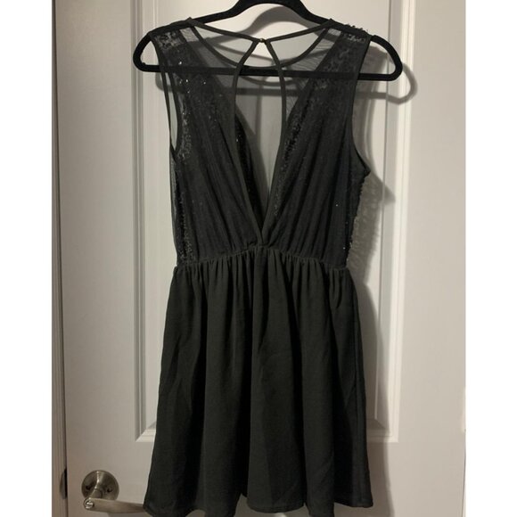 Forever 21 Black Sheer Plunge Mini Dress M – Silver Sequin Party Cocktail Dress - Picture 3 of 4